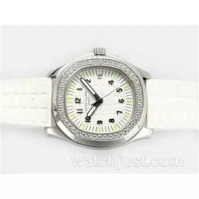 Patek Philippe Nautilus Ref.5067 Automatic Movement Diamond Bezel With White Dial And Rubber Strap