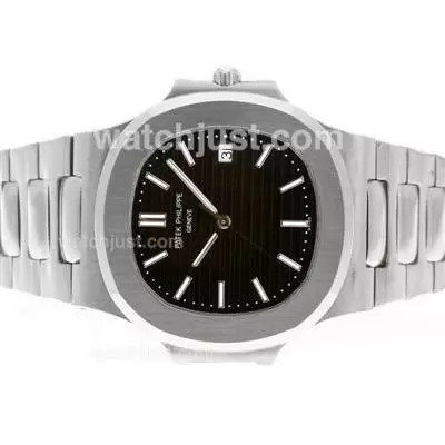 Patek Philippe Nautilus Automatic Movement With Black Dial S/s