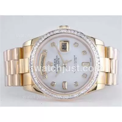 Rolex Day Date Automatic Movement Full Gold White Cz Diamond Bezel With Mop Dial Diamond Marking