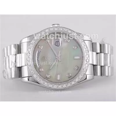 Rolex Day Date Automatic Movement Diamond Marking And Bezel With Green Mop Dial