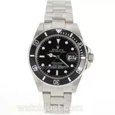 Rolex Submariner Oyster Perpetual Date Automatic With Black Dial And Bezel